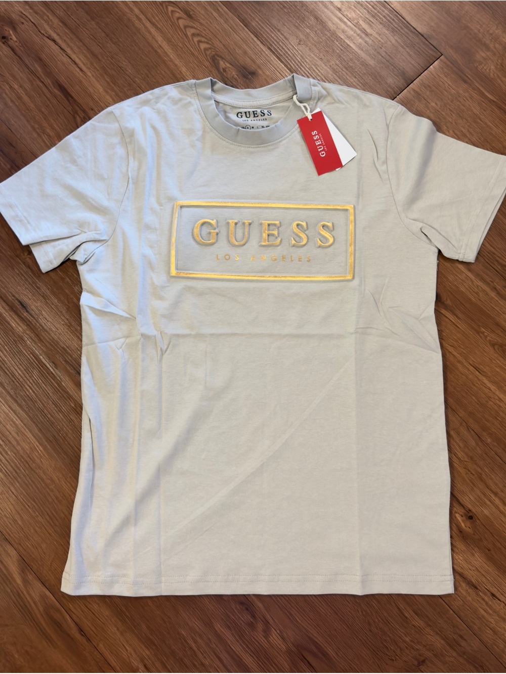 GUESS Men’s Beige Short-Sleeve Logo Crew T-Shirt with Yellow Accent